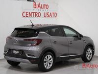 Usata Renault Captur Intens 145 CV (106 kW) 2021 Grigio SUV