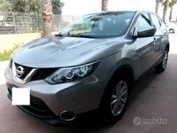 Usata Nissan Qashqai Acenta 110 CV (80 kW) 2015 Grigio SUV