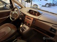 Usata Lancia Musa 77 CV (56 kW) 2009 Marrone Monovolume