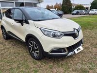 Usata Renault Captur 90 CV (66 kW) 2015 Beige SUV