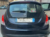 Usata Lancia Ypsilon 95 CV (69 kW) 2013 Blu Utilitaria