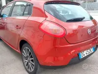 Usata Fiat Bravo Emotion 120 CV (88 kW) 2007 Rosso Utilitaria