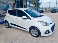 Gebraucht Hyundai i10 67 PS (49 kW) 2016 Weiß Kleinwagen