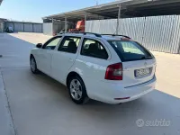 Usata Skoda Octavia Ambition 105 CV (77 kW) 2010 Bianco Station wagon