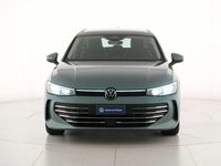 Usata VW Passat Business 150 CV (110 kW) 2023 Mariposite green metalizzato Station wagon
