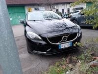 Usata Volvo V40 120 CV (88 kW) 2017 Nero Berlina