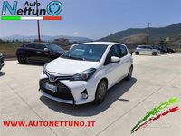 Usata Toyota Yaris Lounge 69 CV (50 kW) 2016 Bianco Berlina