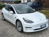 Usata Tesla Model 3 Long Range AWD 366 kW (498 CV) 2022 Bianco Berlina