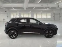 Usata Peugeot 2008 Allure 131 CV (96 kW) 2022 Nero SUV