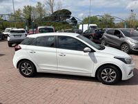 Usata Hyundai i20 73 CV (53 kW) 2019 Bianco Utilitaria