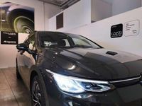 Usata VW Golf VIII Life 116 CV (85 kW) 2022 Grigio Berlina