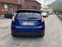 Usata Ford Fiesta Titanium 80 CV (58 kW) 2016 Blu/azzurro Utilitaria