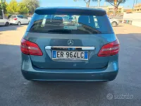 Usata Mercedes B200 Executive 136 CV (100 kW) 2013 Grigio Utilitaria