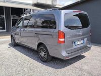 Usata Mercedes V220 Exclusive 163 CV (119 kW) 2023 Grigio Monovolume
