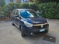Usata Dacia Lodgy Lauréate 102 CV (75 kW) 2017 Blu/azzurro Monovolume