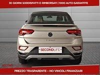 Usata VW T-Roc Style 150 CV (110 kW) 2023 Argento SUV