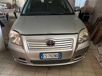 Usata Toyota Avensis 147 CV (108 kW) 2004 Station wagon