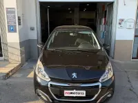 Usata Peugeot 208 Active 82 CV (60 kW) 2019 Nero Utilitaria