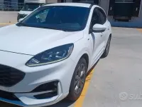 Usata Ford Kuga ST-Line 150 CV (110 kW) 2022 Bianco SUV