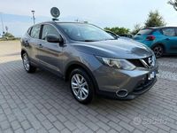 Usata Nissan Qashqai Tekna 131 CV (96 kW) 2016 Grigio SUV
