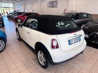 Usata Mini Cooper Cabriolet 122 CV (89 kW) 2010 Beige Cabrio
