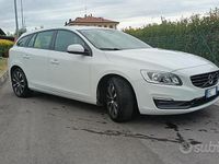 Usata Volvo V60 Dynamic 120 CV (88 kW) 2018 Bianco Station wagon