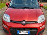 Usata Fiat Panda Lounge 69 CV (50 kW) 2012 Rosso Utilitaria