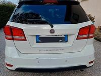 Usata Fiat Freemont 140 CV (102 kW) 2012 Bianco SUV