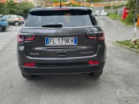 Käytetty Jeep Compass Opening Edition 140 HP (102 kW) 2017 Harmaa Katumaasturi