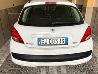 Usata Peugeot 207 88 CV (64 kW) 2011 Bianco Berlina