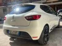 Usata Renault Clio IV Life 75 CV (55 kW) 2019 Bianco Berlina