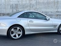 Usata Mercedes SL350 316 CV (232 kW) 2008 Grigio Cabrio