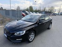 Usata Volvo S60 Summum 120 CV (88 kW) 2016 Nero Berlina