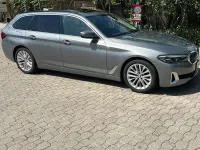 Usata BMW 520 Luxury Line 190 CV (139 kW) 2022 Grigio Station wagon
