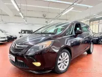 Usata Opel Zafira 150 CV (110 kW) 2013 Marrone Monovolume