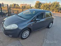Usata Fiat Grande Punto Active 75 CV (55 kW) 2007 Grigio Utilitaria