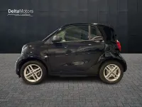 Usata Smart ForTwo Electric Drive Pure 41 kW (56 CV) 2021 Deep black Berlina