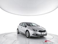 Usata Kia Ceed Active 99 CV (72 kW) 2014 Grigio Utilitaria