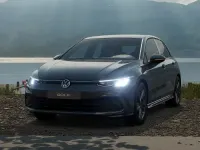 Usata VW Golf VIII R-line 150 CV (110 kW) 2024 Berlina