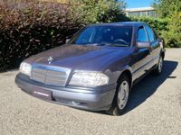 Usata Mercedes C180 Classic 122 CV (89 kW) 1995 Grigio Berlina