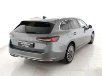 Usata Skoda Superb LAURIN & KLEMENT 150 CV (110 kW) 2024 Grigio metall. Station wagon