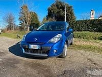 Usata Renault Clio II 75 CV (55 kW) 2010 Blu Berlina