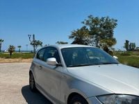 Usata BMW 116 122 CV (89 kW) 2009 Grigio Utilitaria
