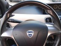 Usata Lancia Ypsilon 80 CV (58 kW) 2012 Utilitaria