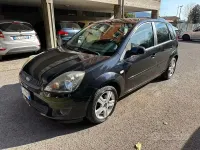 Begagnad Ford Fiesta Ghia 75 HK (55 kW) 2008 Svart Halvkombi