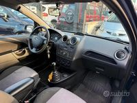 Usata Ford Fiesta 90 CV (66 kW) 2007 Blu Utilitaria