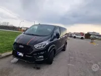 Usata Ford Tourneo Sport 185 CV (136 kW) 2020 Nero Monovolume