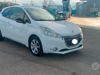 usata Peugeot 208 1.4 e-HDI 68 cv S&S AUTOMATICA 3 PORTE