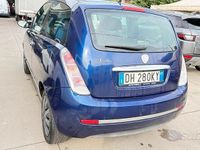 Usado Lancia Ypsilon 77 HP (56 kW) 2007 Azul Citadino