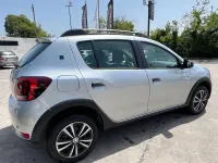 Usata Dacia Sandero Lauréate 90 CV (66 kW) 2020 Grigio Berlina